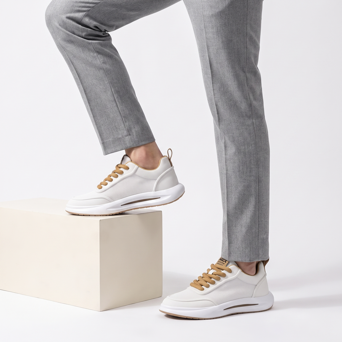 Men's Breathable Trainers